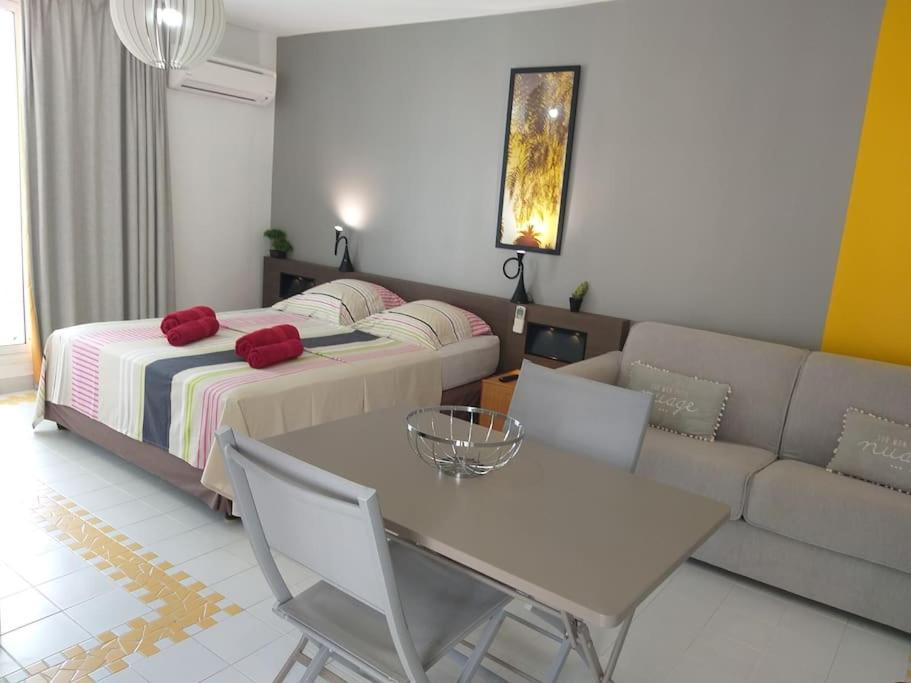 Manganao - Studio De Charme & Acces Plage Saint-Francois  Luaran gambar